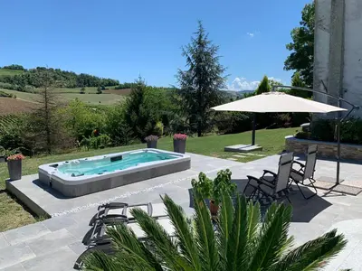 Piscina di B&B Casa Favari o nelle vicinanze