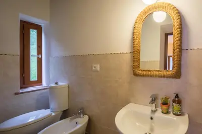 Bagno di Agriturismo di là dall'Acqua