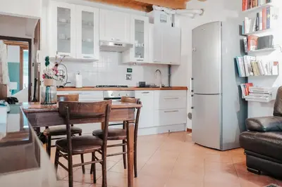 Cucina o angolo cottura di Tra le case di Reggio - Zaccagni
