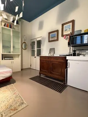 Cucina o angolo cottura di Landing rooms monolocale con ingresso indipendente