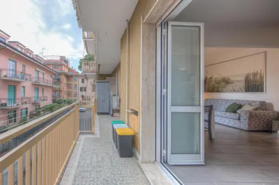 Balcone o terrazza di ANNIE HOUSE Appartamento Chic e Accogliente
