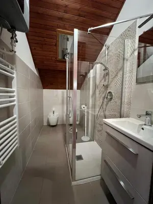 Bagno di CASTAGNETO 11