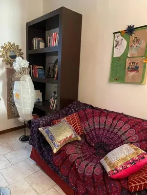 Area soggiorno di CasaFiore Art Bijoux in centro storico a Parma