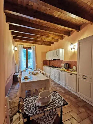 Cucina o angolo cottura di Luci nel Bosco B&B