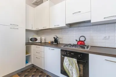 Cucina o angolo cottura di Balsamico Suites - Near Ferrari Museum & Railway