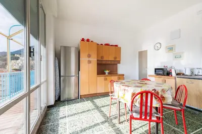 Cucina o angolo cottura di Il mare in ogni stanza, Levanto