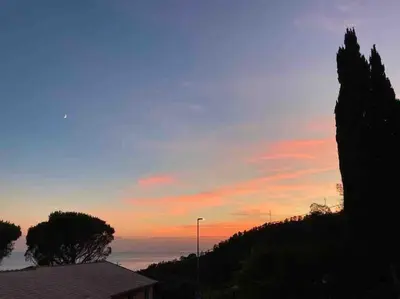 Paesaggio naturale nelle vicinanze della villa