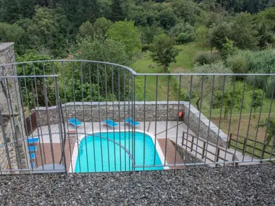 Piscina di Apartment in Casola near Torre di Casola o nelle vicinanze