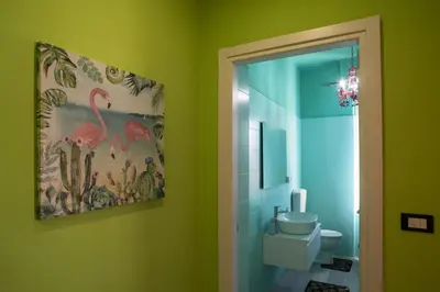 Bagno di KOMOREBI Cinque Terre & Lunigiana