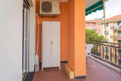 Balcone o terrazza di 193 - Casa Via della Chiusa - centralissimo e vicino alla baia del silenzio, spiaggia e mare 150m - Parcheggio GRATIS incluso e Aria condizionata