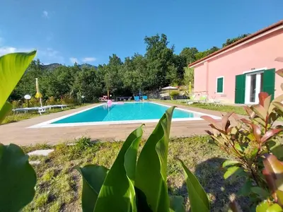 Piscina di VILLA ROSA o nelle vicinanze