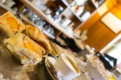 Cibo presso l'hotel o nelle vicinanze