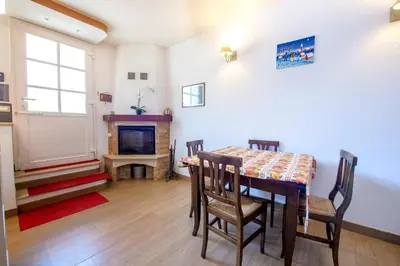 TV o dispositivi per l'intrattenimento presso 219 - Casa Pestella Casarza, 10 minuti di auto dal mare di Sestri Levante