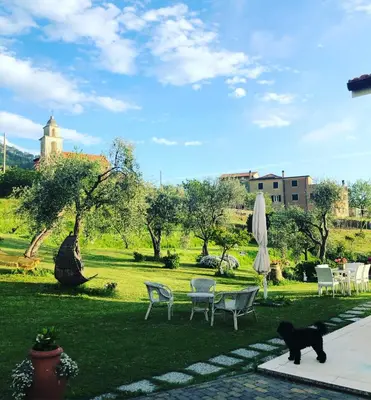Giardino di La Casa Di Menny Maison de Campagne