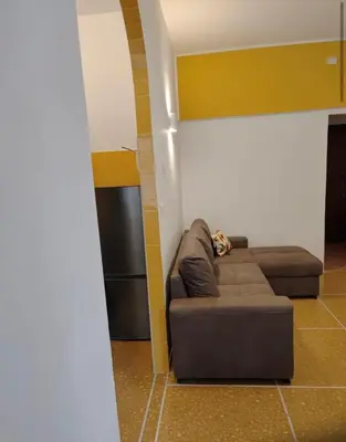 Area soggiorno di Nuovo appartamento Vicino a Portofino