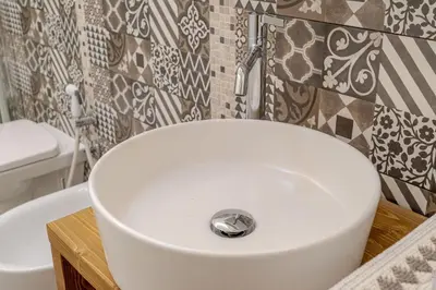 Bagno di GuestHost - Lovely & Cozy Apartment with Terrace