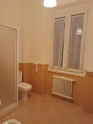 Bagno di La Casa sull'argine 2