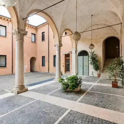 Residenza Palazzo Petrozzani