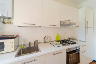 Cucina o angolo cottura di 194 - A casa di Andrea, Cavi di Lavagna a soli 80metri dal mare - PARCHEGGIO PRIVATO SOLO PER AUTO DI DIMENSIONI RIDOTTE O MOTO