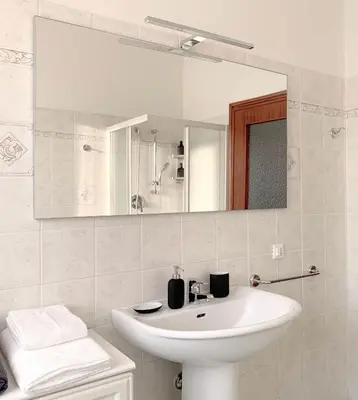 Bagno di Mini Suite Cremona