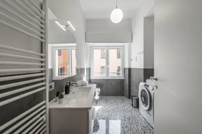 Bagno di Altalena sulla piazza, un affaccio d'eccezione