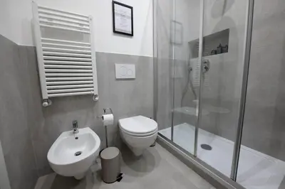 Bagno di 224 - Ma & Ma Luxury Apartment, 500metri da mare e spiaggia, vicino alla Baia del Silenzio - PARCHEGGIO GRATIS PRIVATO INCLUSO