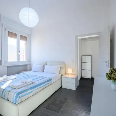 GuestHost - Parma Station & City Center Apartment