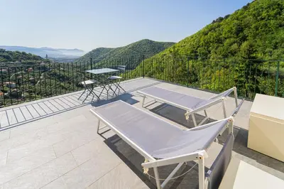 Paesaggio naturale nelle vicinanze della casa vacanze