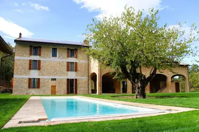 Piscina di Villa Finetta - Tabiano Castello Country Villas o nelle vicinanze