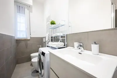 Bagno di GuestHost - All in One Parma
