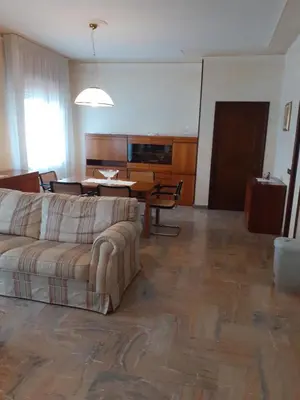 Area soggiorno di Gold House