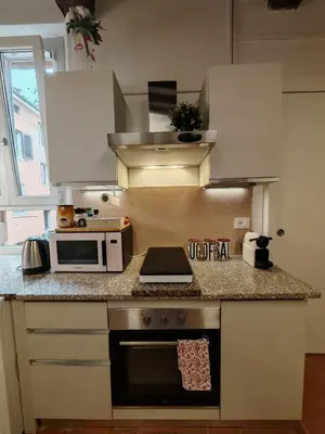 Cucina o angolo cottura di La sosta 2-Casa accanto alla stazione dei treni
