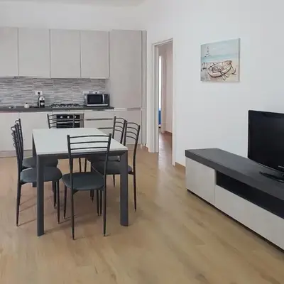 Sunny House