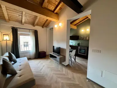 Cucina o angolo cottura di Appartamenti Saragozza a due passi da Piazza Grande - WIFI e parcheggio gratuito