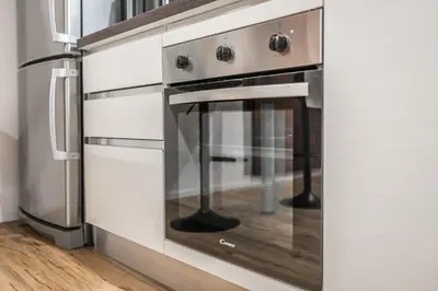 Cucina o angolo cottura di Design in Centro a Modena, pass parcheggio incluso, Appartamento Ciao Bella
