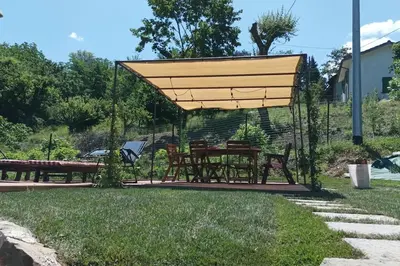 Giardino di La Casa di Loia, casa vacanze con piscina esclusiva