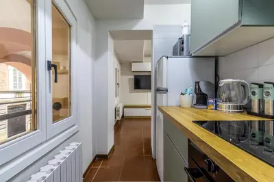 Cucina o angolo cottura di Ottonelli Street Stay- WiFi Fibra free tra Storchi & Centro Storico