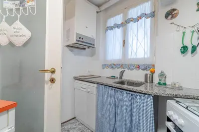 Cucina o angolo cottura di GuestHost - Vintage Holiday Flat