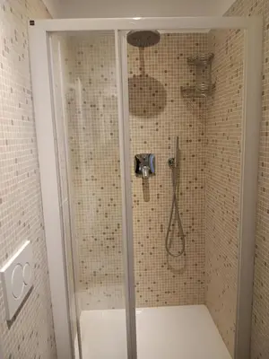 Bagno di angolo della quiete citr 011017 cav 0044