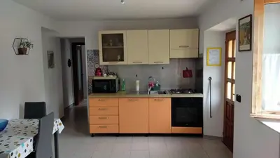 Cucina o angolo cottura di La casa nel bosco, ma a 2 passi dal centro
