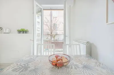 Letto o letti in una camera di Minimalist Oasis - City life & Hesperia Hospital