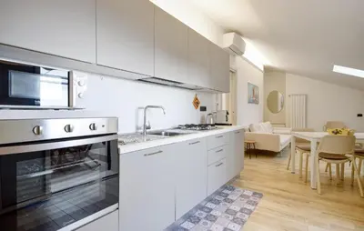 Cucina o angolo cottura di 2 Bedroom Awesome Apartment In Moneglia