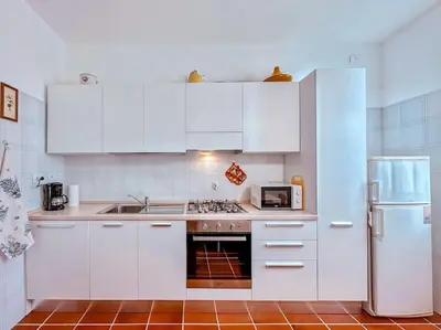 Cucina o angolo cottura di [5Terre]Nel Verde sul Mare - Relax in the Greenery
