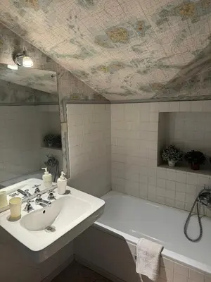 Bagno di City center apt - garage prenotabile