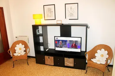 TV o dispositivi per l'intrattenimento presso Come a casa