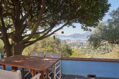 Paesaggio naturale nelle vicinanze della casa vacanze