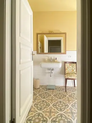 Bagno di Residenza Nemus Olea Mare e Montagna