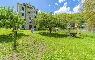 Giardino di Nice Apartment In Loco Di Rovegno