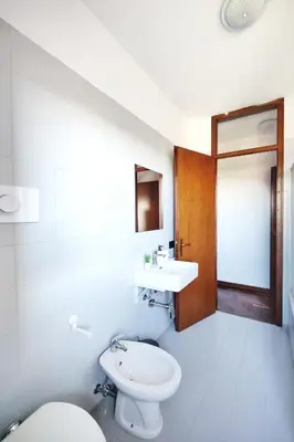 Bagno di Attico con Parcheggio Privato