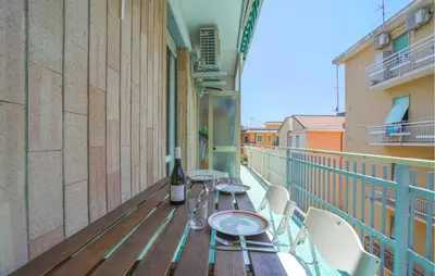 Balcone o terrazza di 2 Bedroom Beautiful Apartment In Cavi Di Lavagna